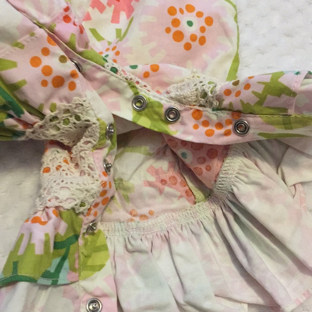 🎉HP Girls Peaches ‘n Cream 0/3 months romper - Picture 4 of 5